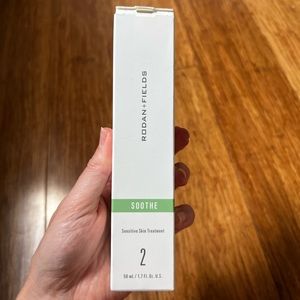 Rodan and Fields Sensitive Skin Treatment (Unused, Unopened)
